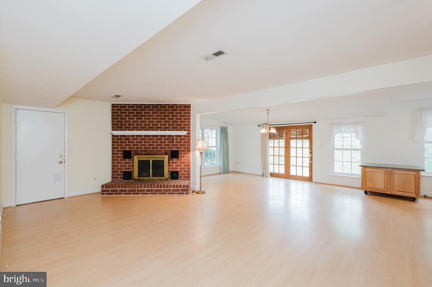 132 Regent Drive photo 23