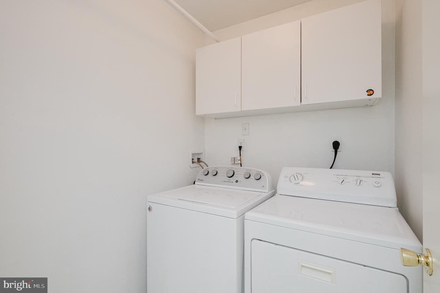 132 Regent Drive photo 41
