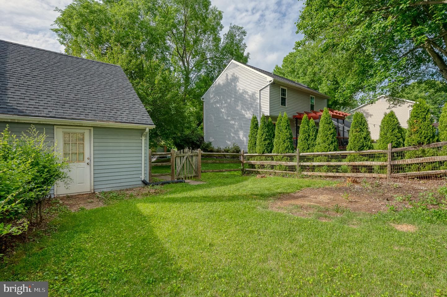 132 Regent Drive photo 61