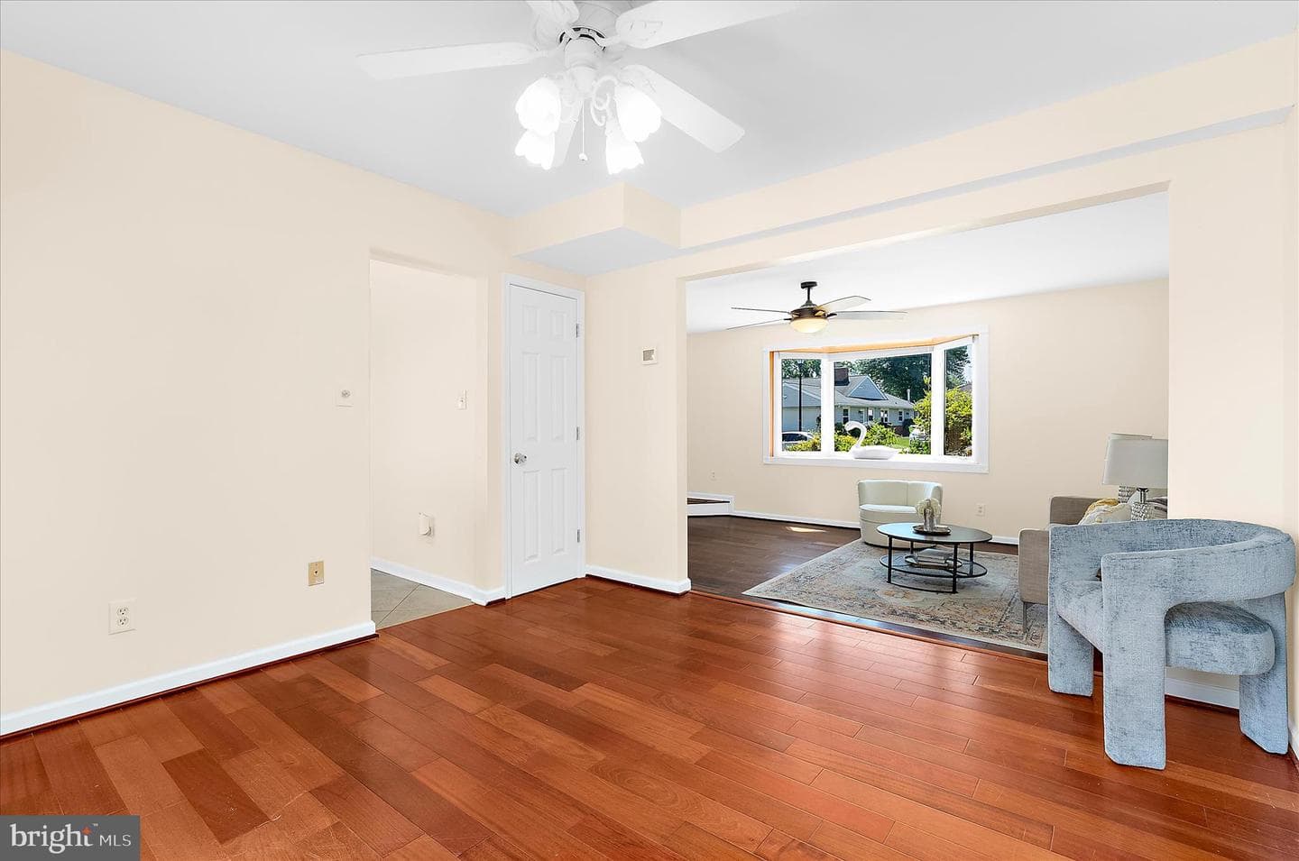 35 Neptune Drive photo 13