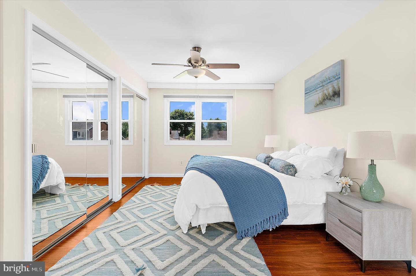 35 Neptune Drive photo 31