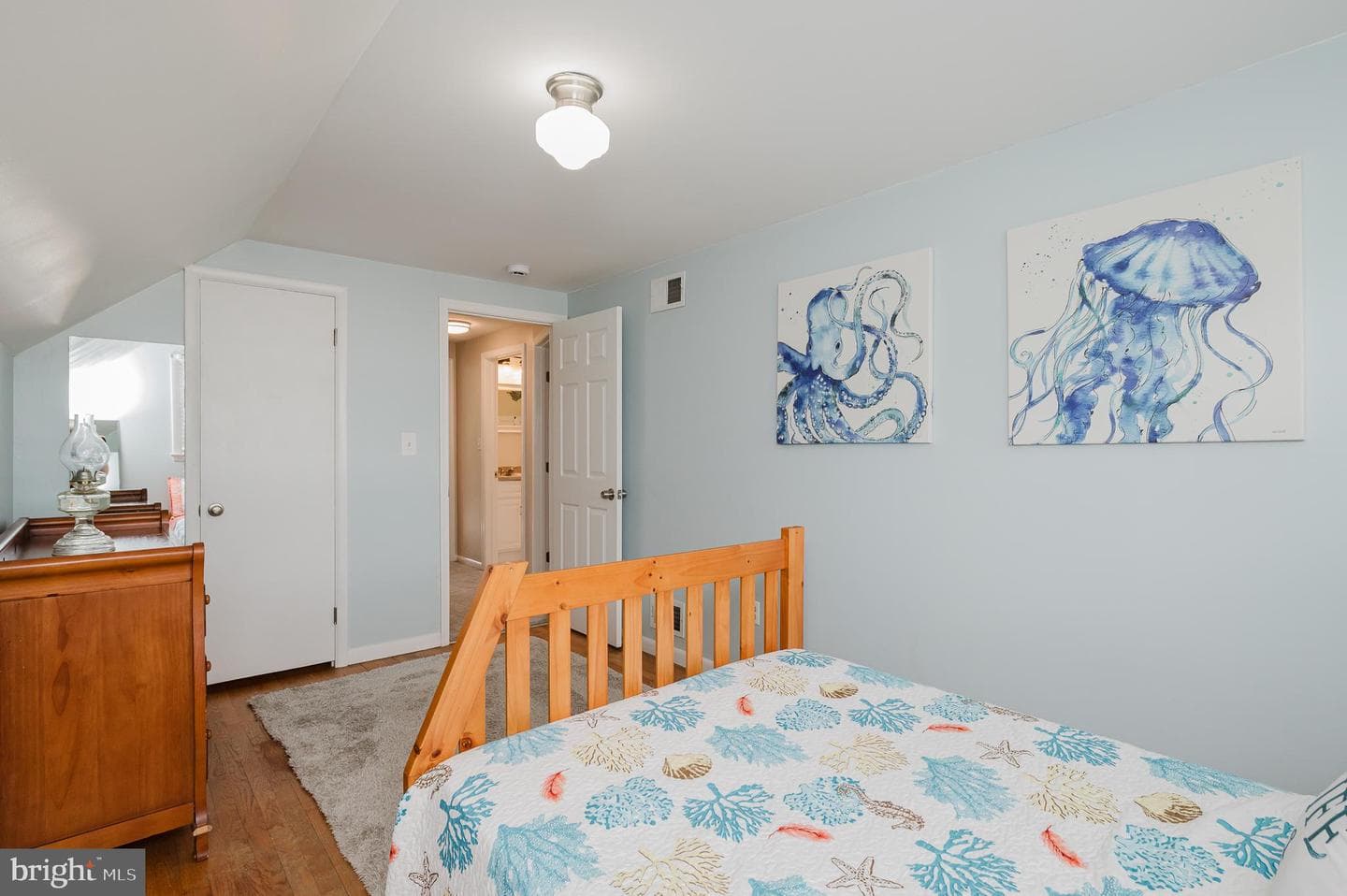 504 Plumtree Road photo 26