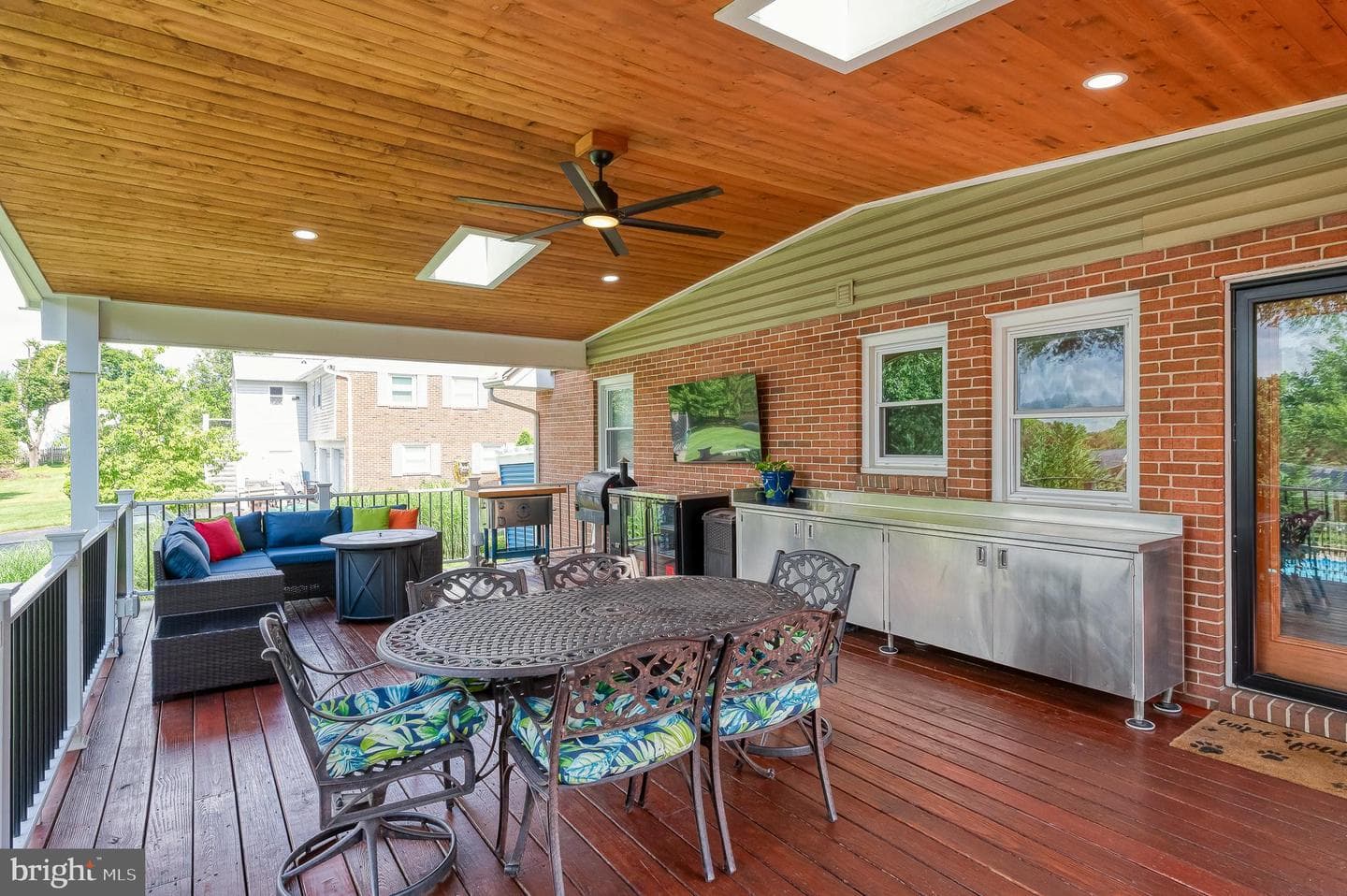 504 Plumtree Road photo 39