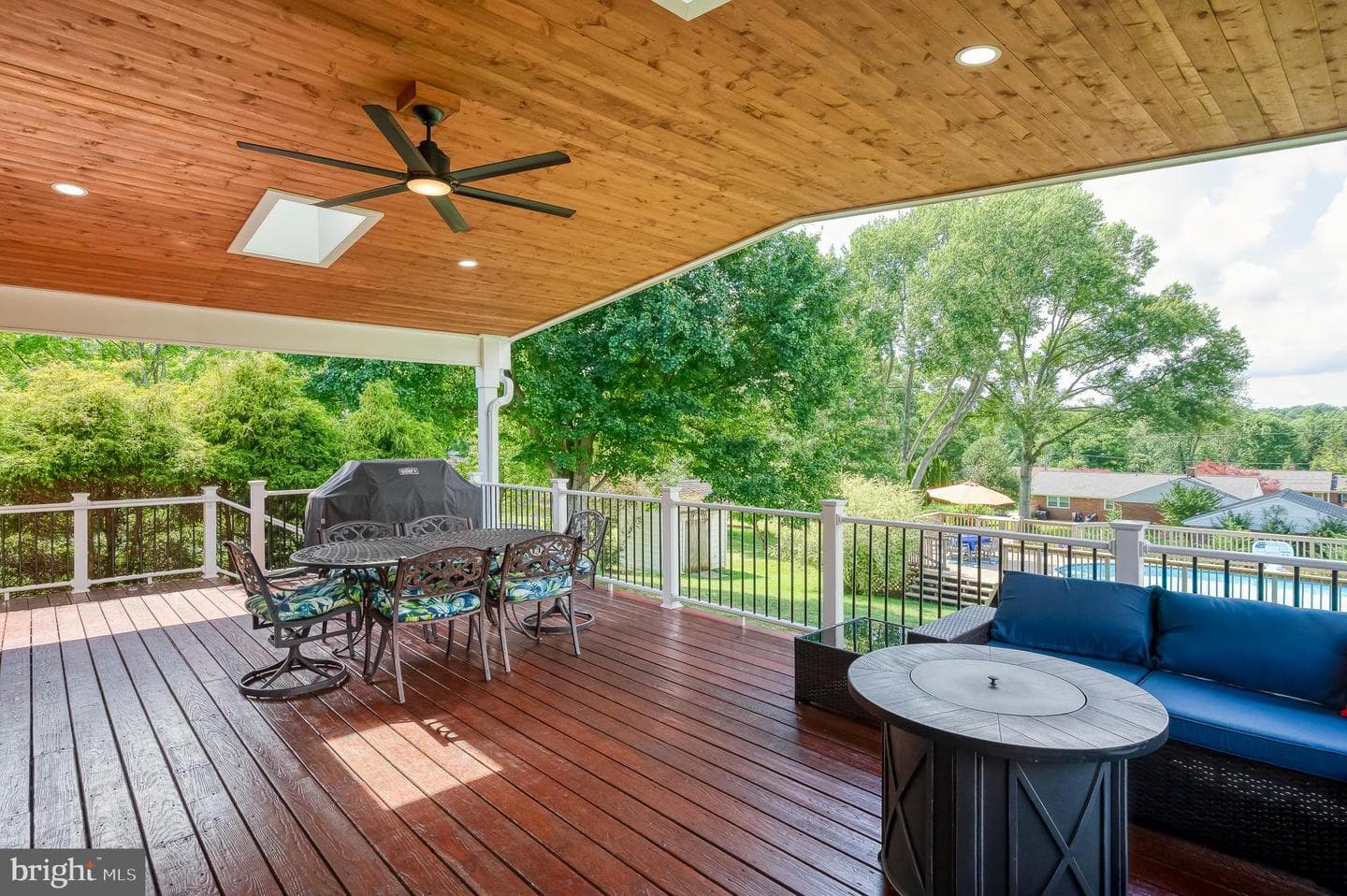 504 Plumtree Road photo 41