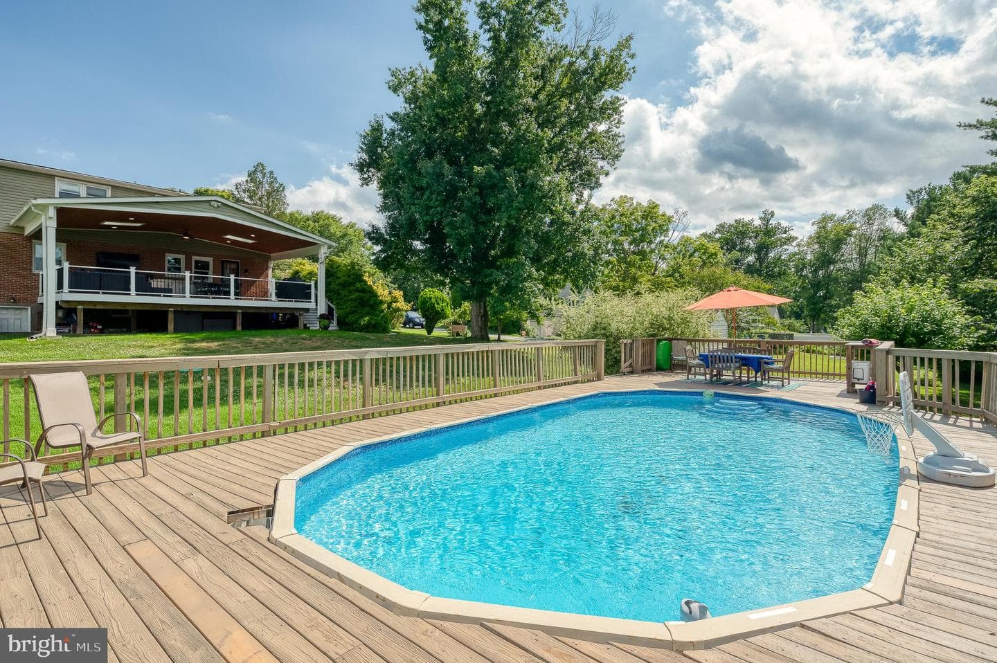 504 Plumtree Road photo 45