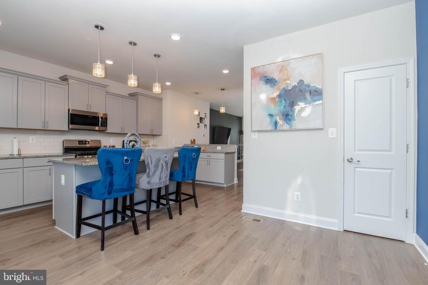 1414 Onnesta Court photo 6