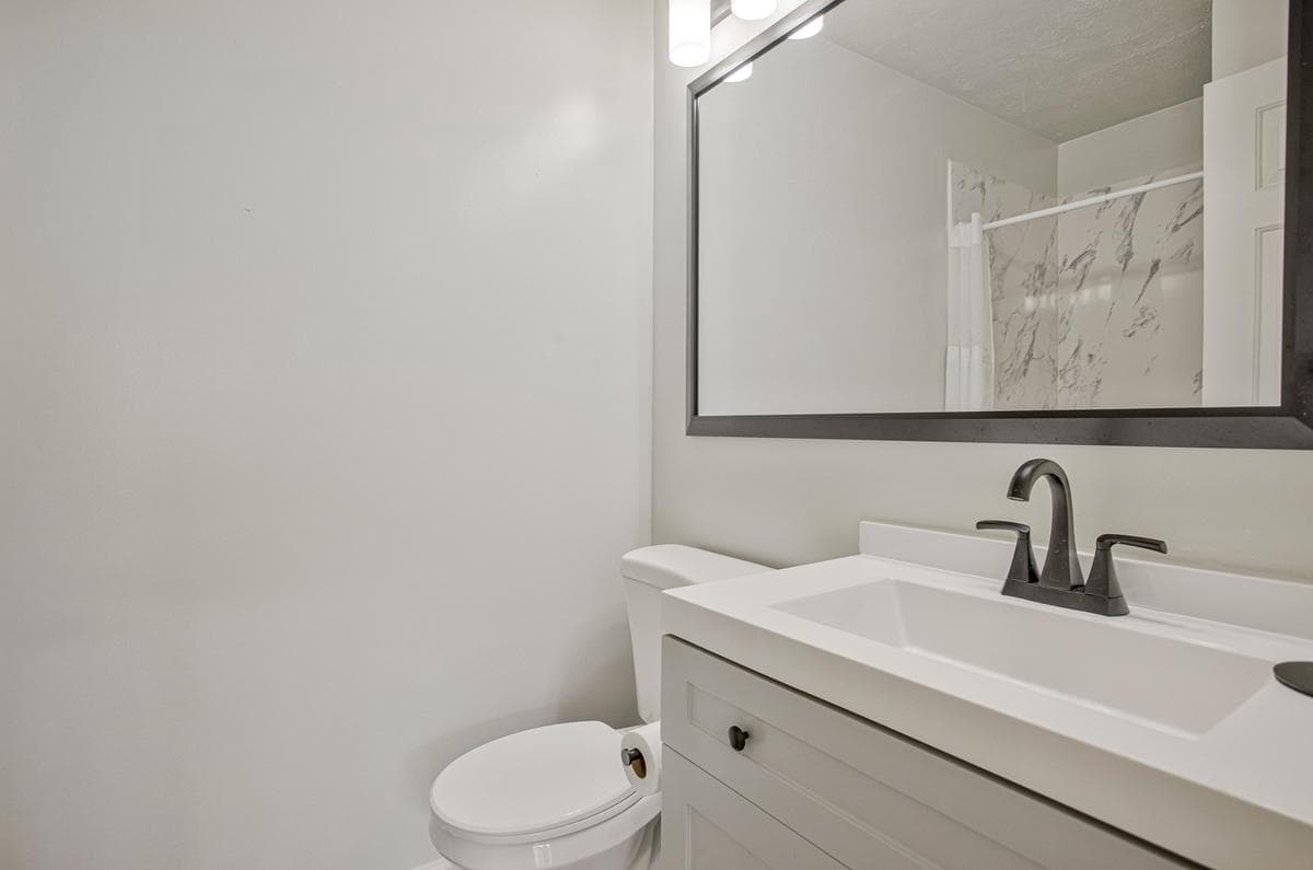 610 Snowberry Way photo 24
