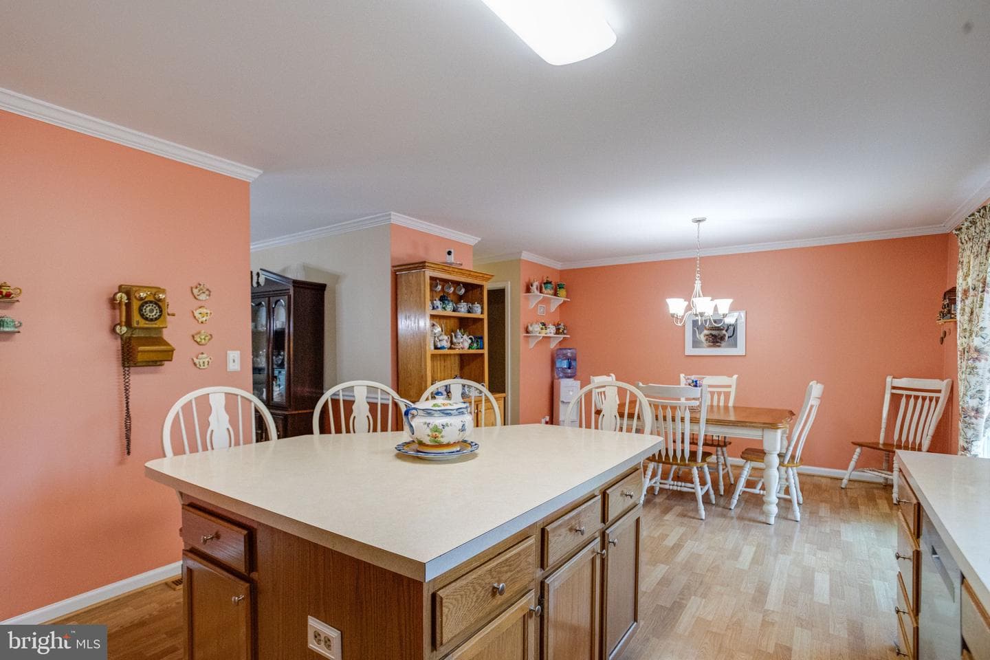1410 Valbrook Court S photo 21