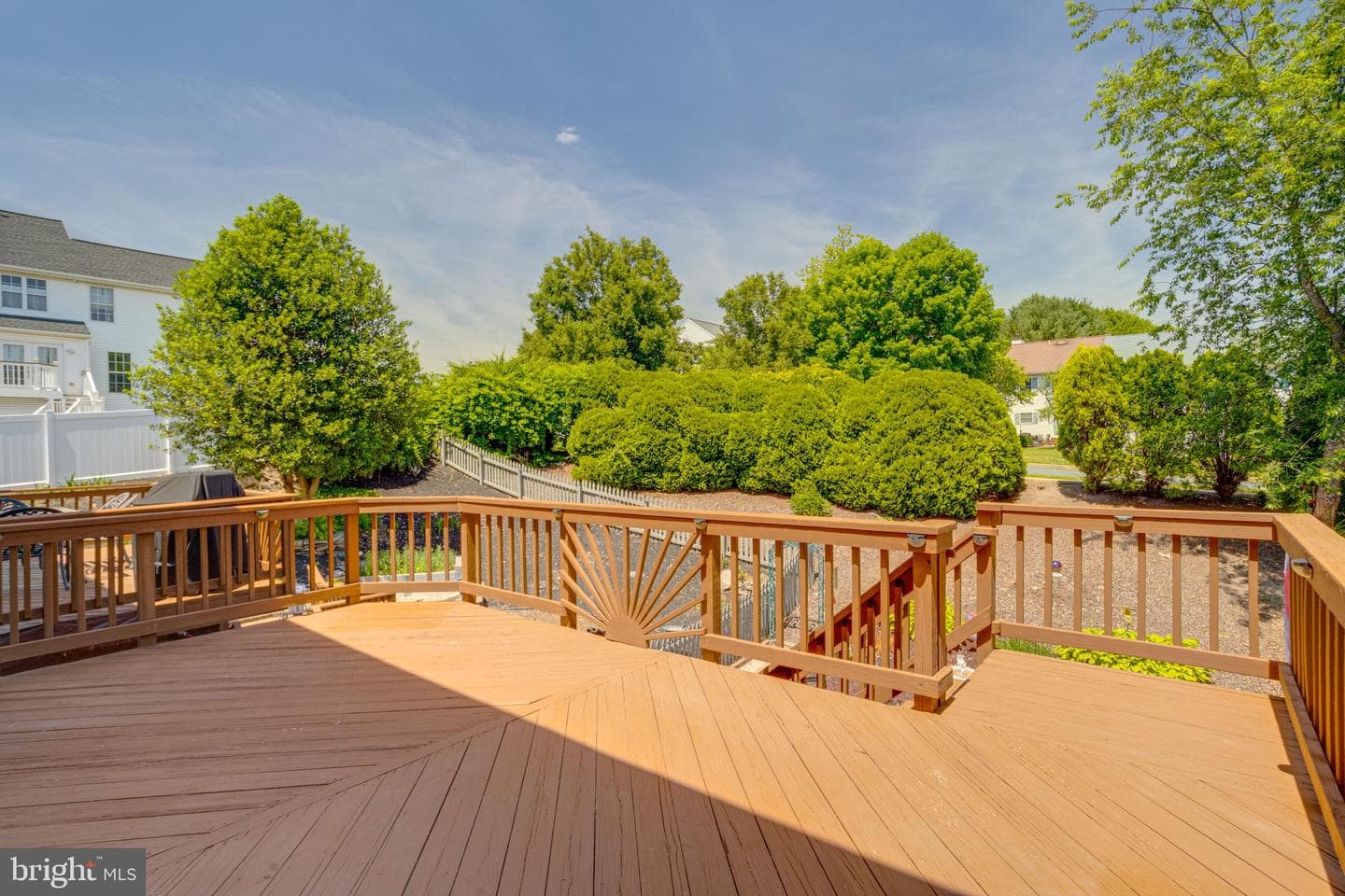 1410 Valbrook Court S photo 30