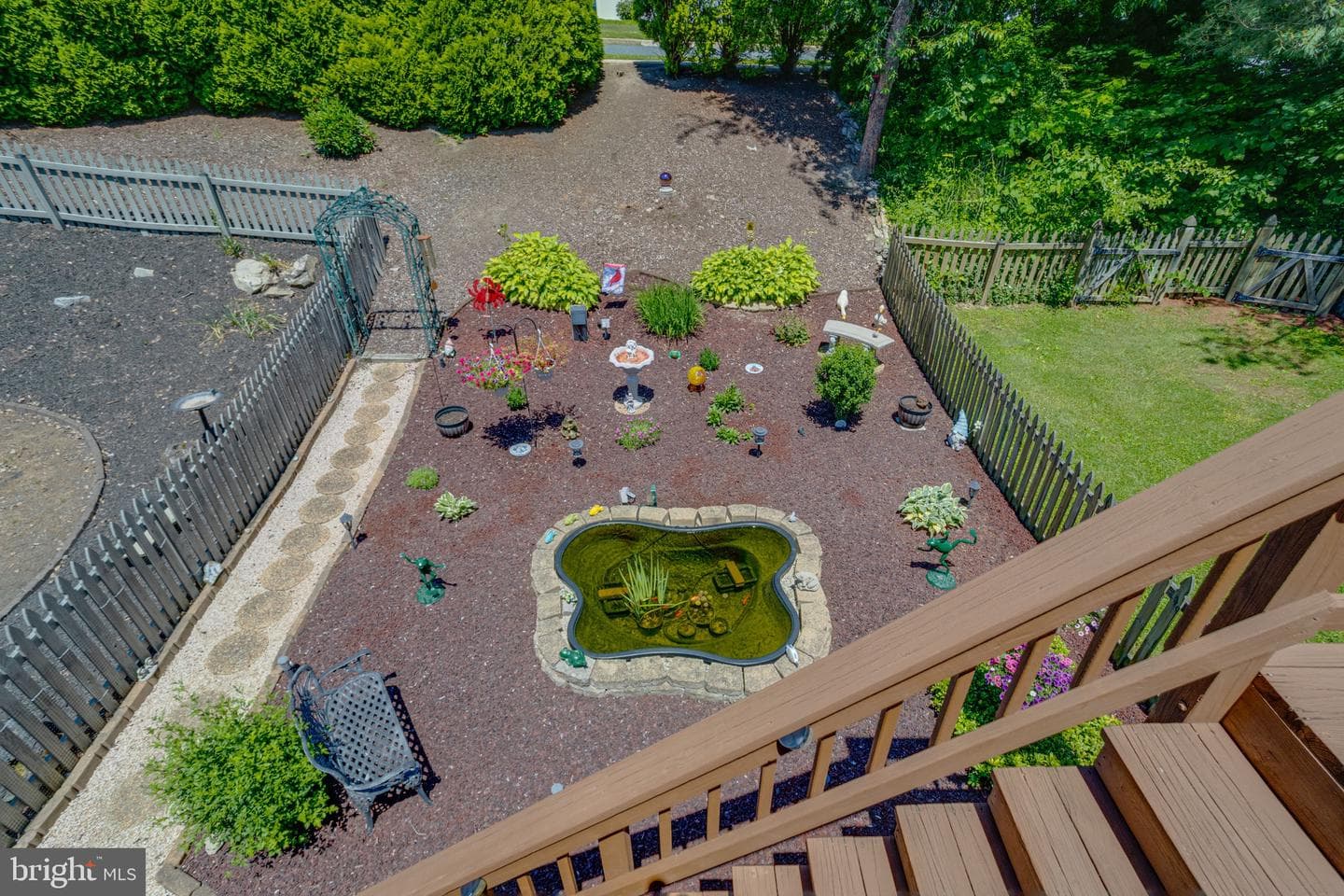 1410 Valbrook Court S photo 33