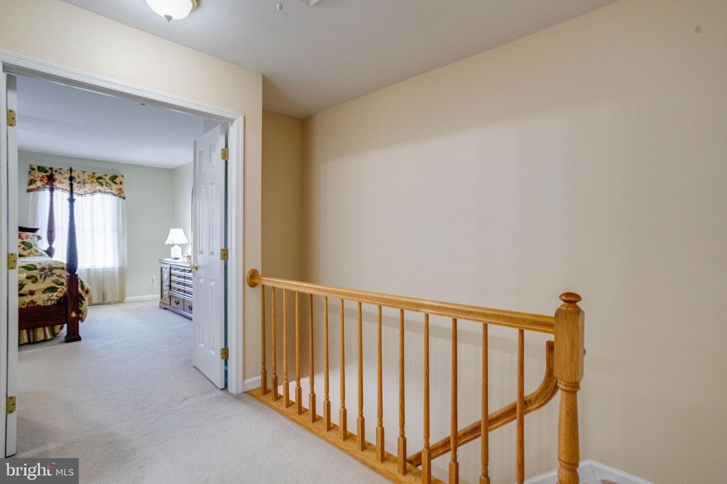 1410 Valbrook Court S photo 34