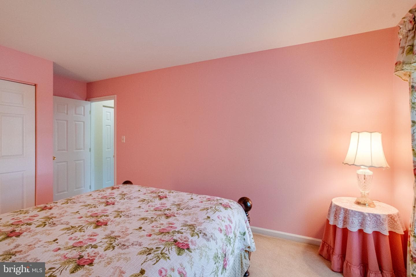 1410 Valbrook Court S photo 46