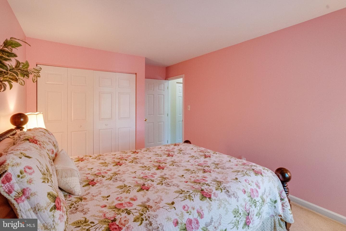 1410 Valbrook Court S photo 47