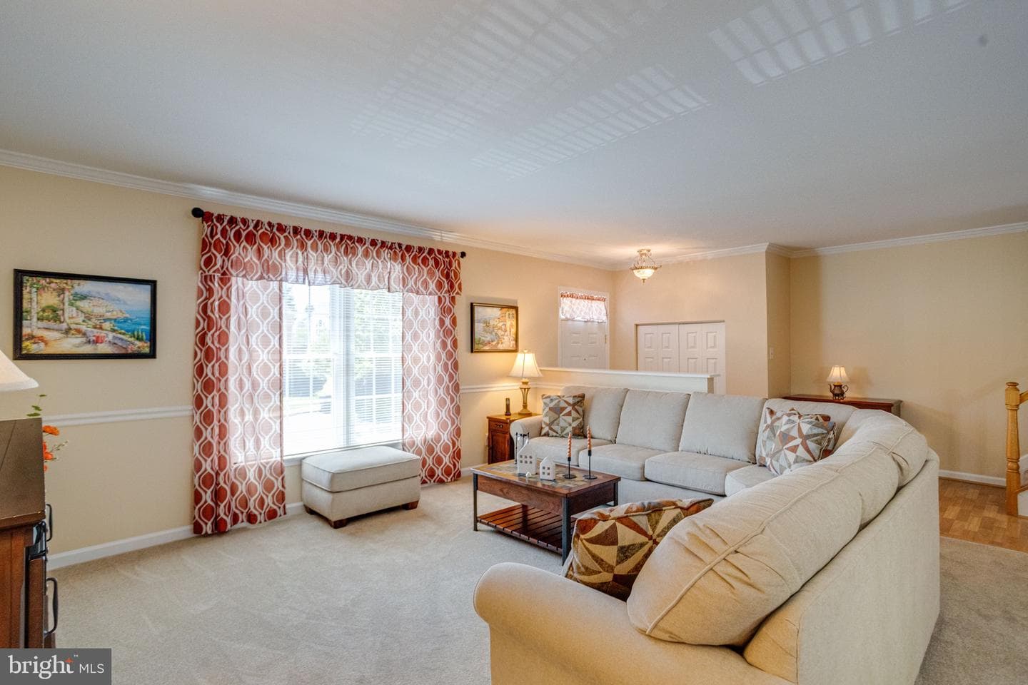 1410 Valbrook Court S photo 9