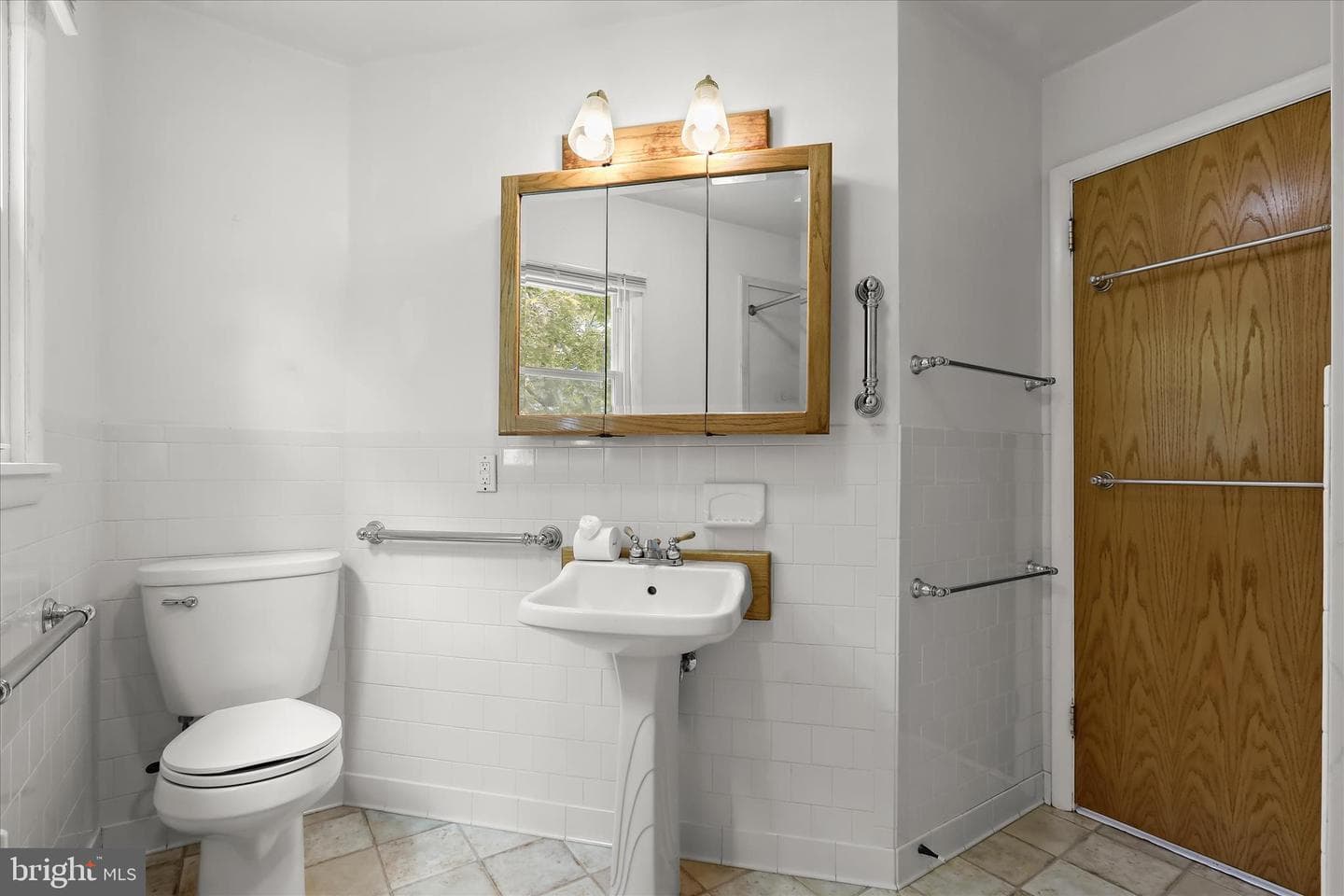 12 Vermont Place photo 34