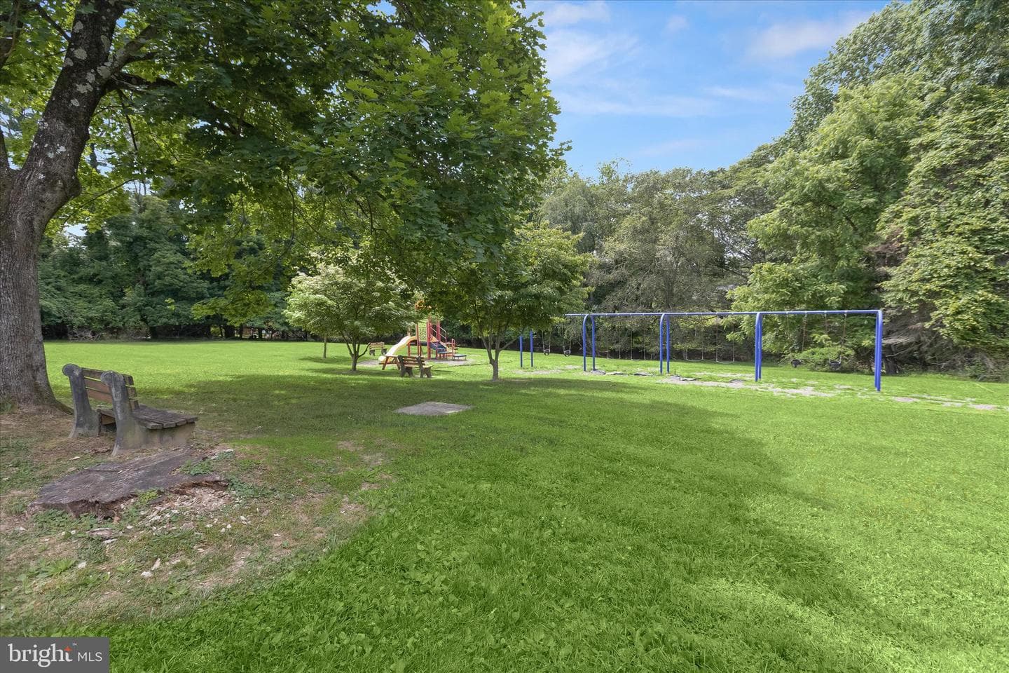 12 Vermont Place photo 56