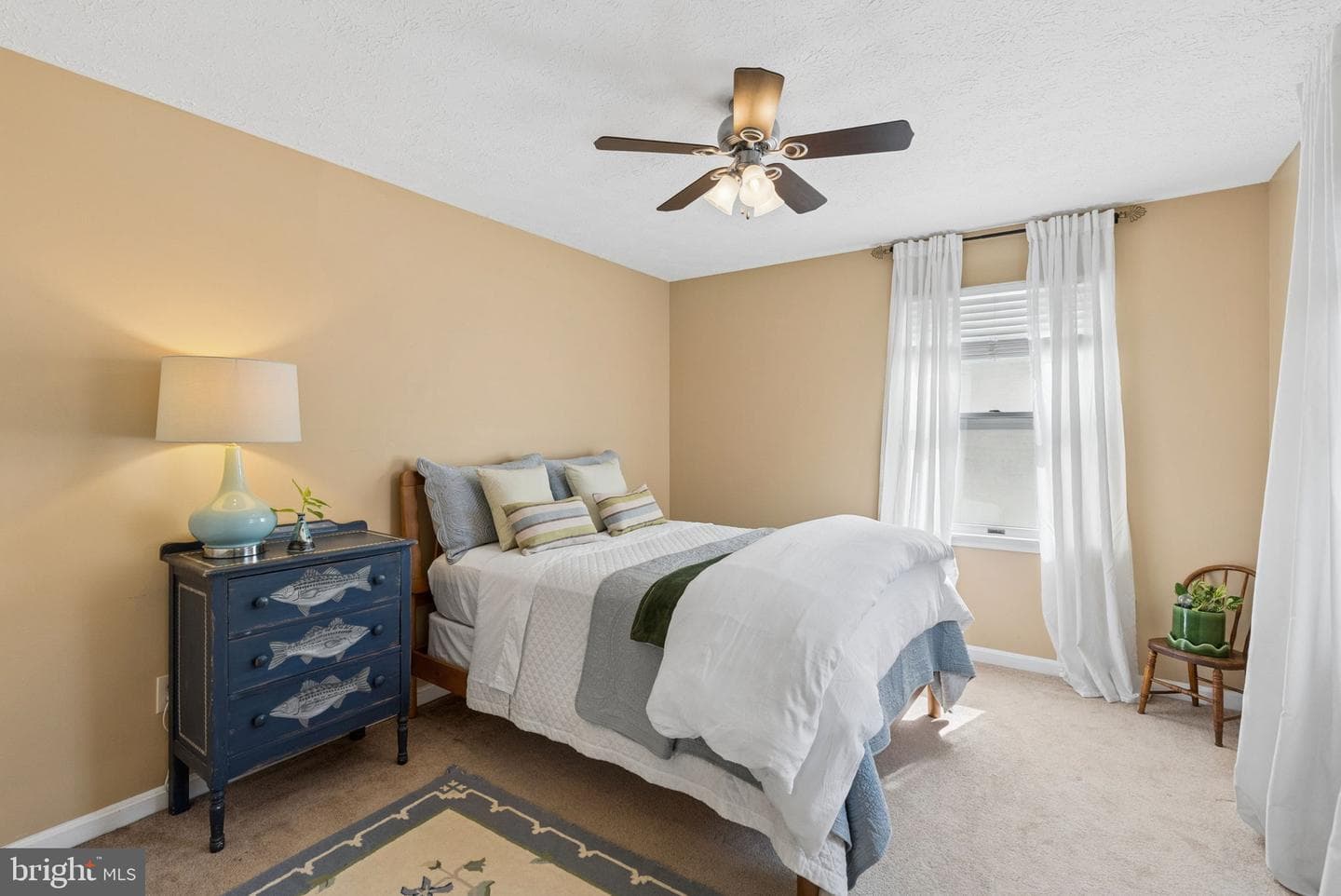 404 Crofton Court photo 29