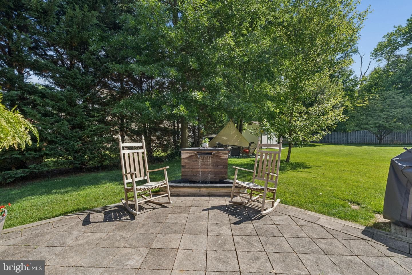 404 Crofton Court photo 35