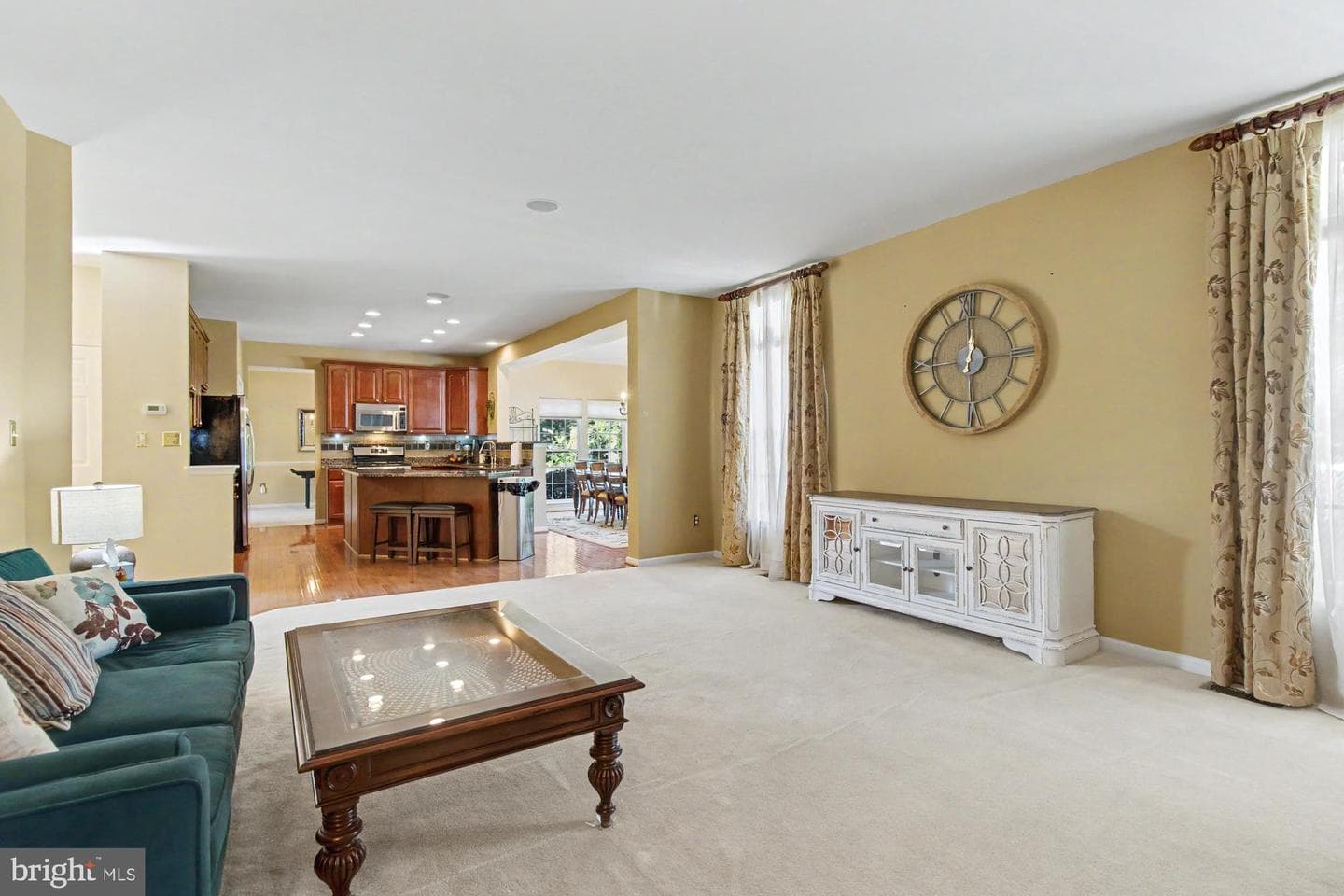306 Loganwood Court photo 11