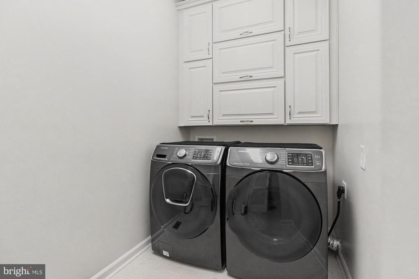 306 Loganwood Court photo 19