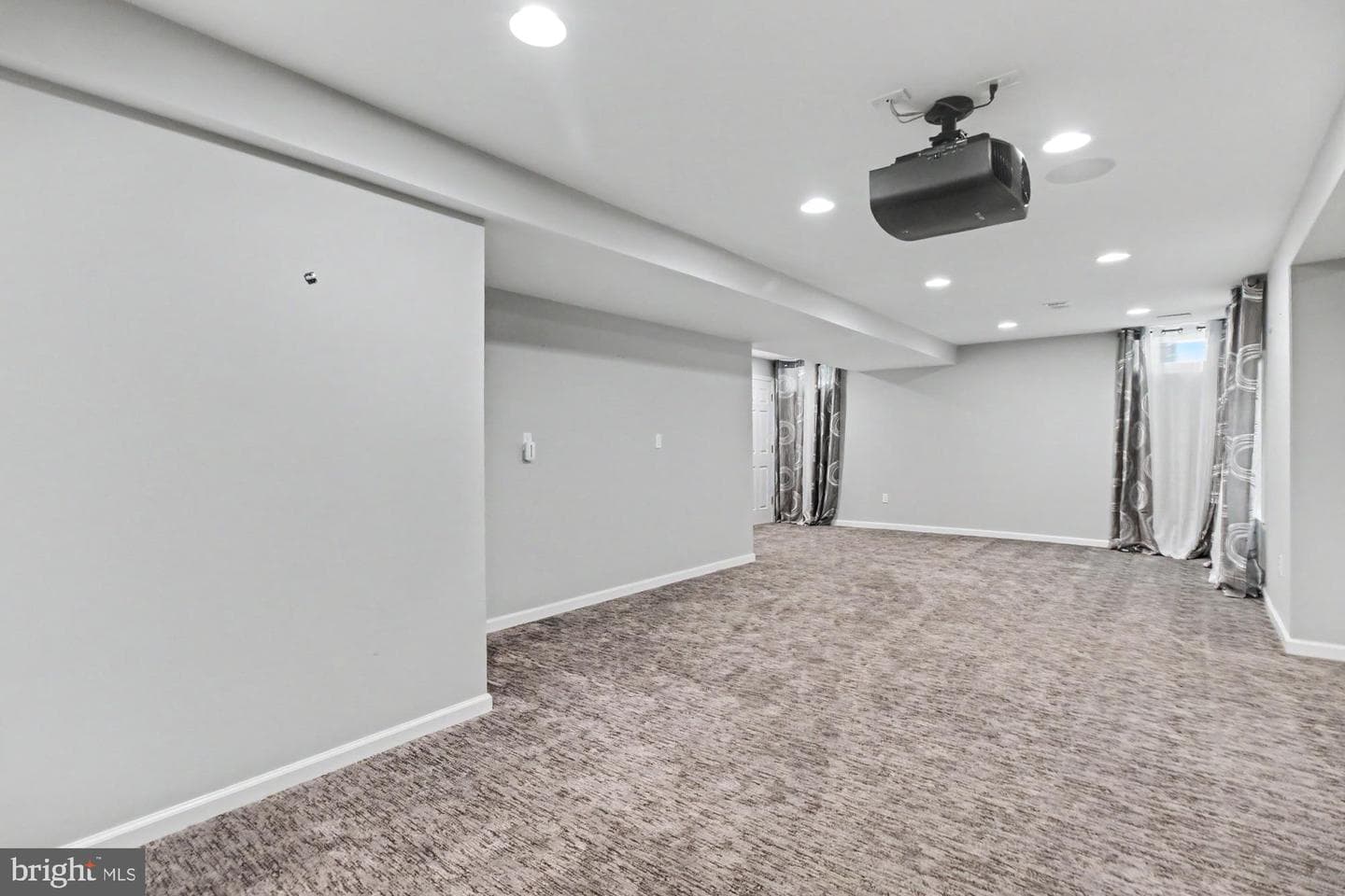 306 Loganwood Court photo 52
