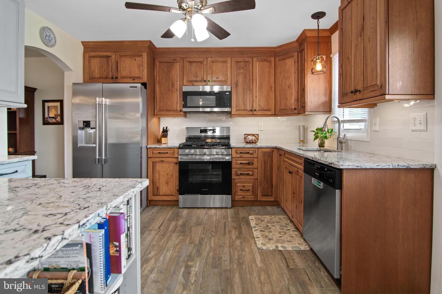 3223 Suffolk Lane photo 11