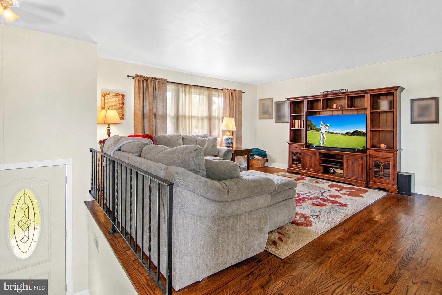 3223 Suffolk Lane photo 3