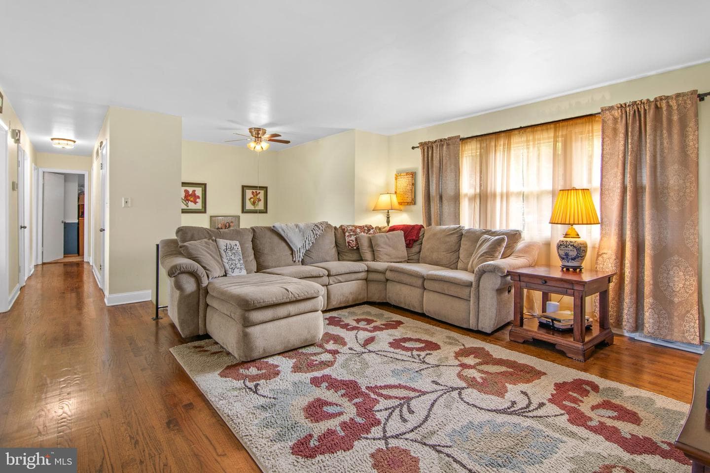 3223 Suffolk Lane photo 4