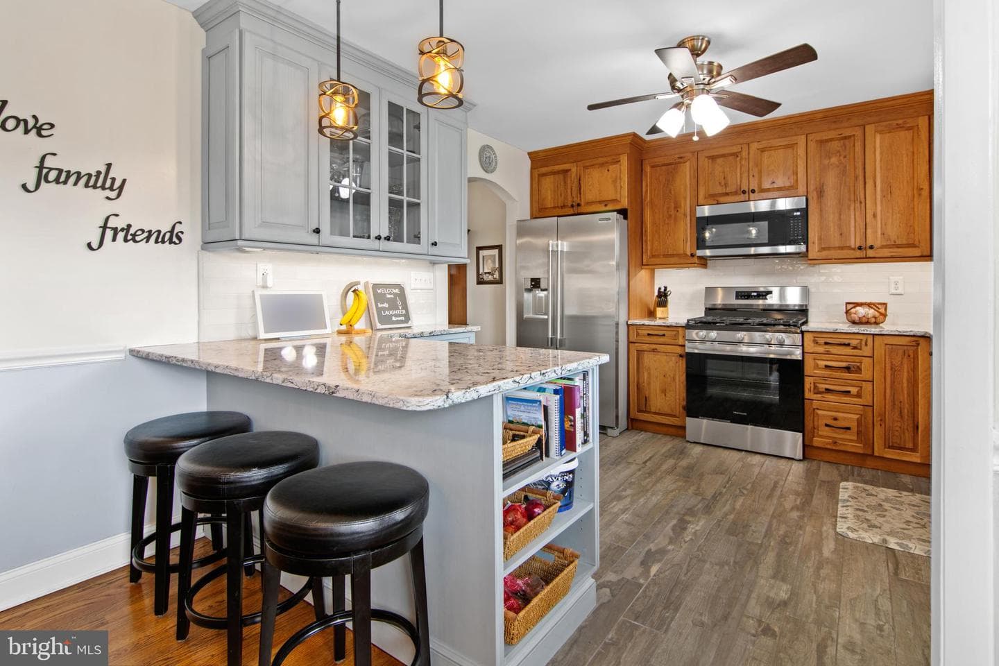 3223 Suffolk Lane photo 6