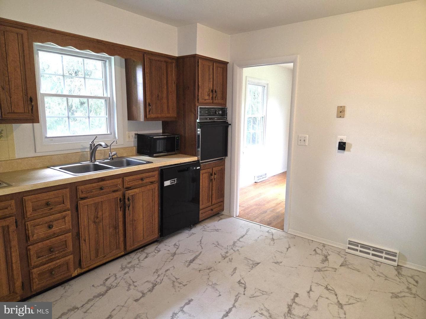 2809 Beechwood Lane photo 12