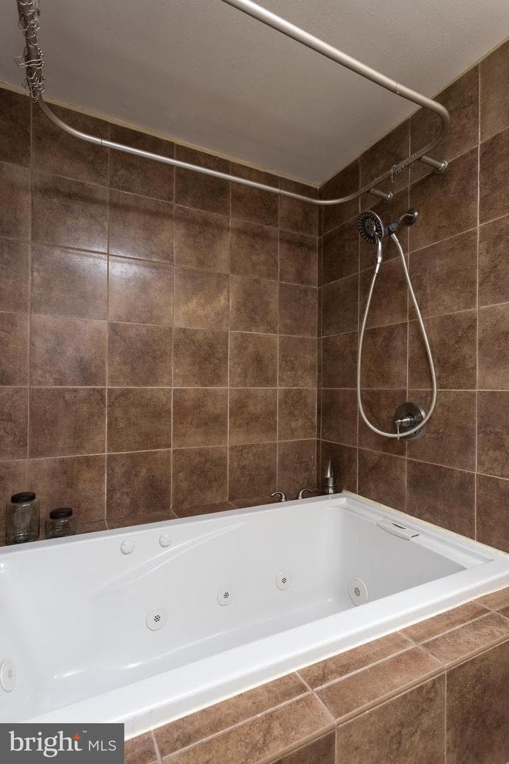 602 Churchill Road #602-P photo 21