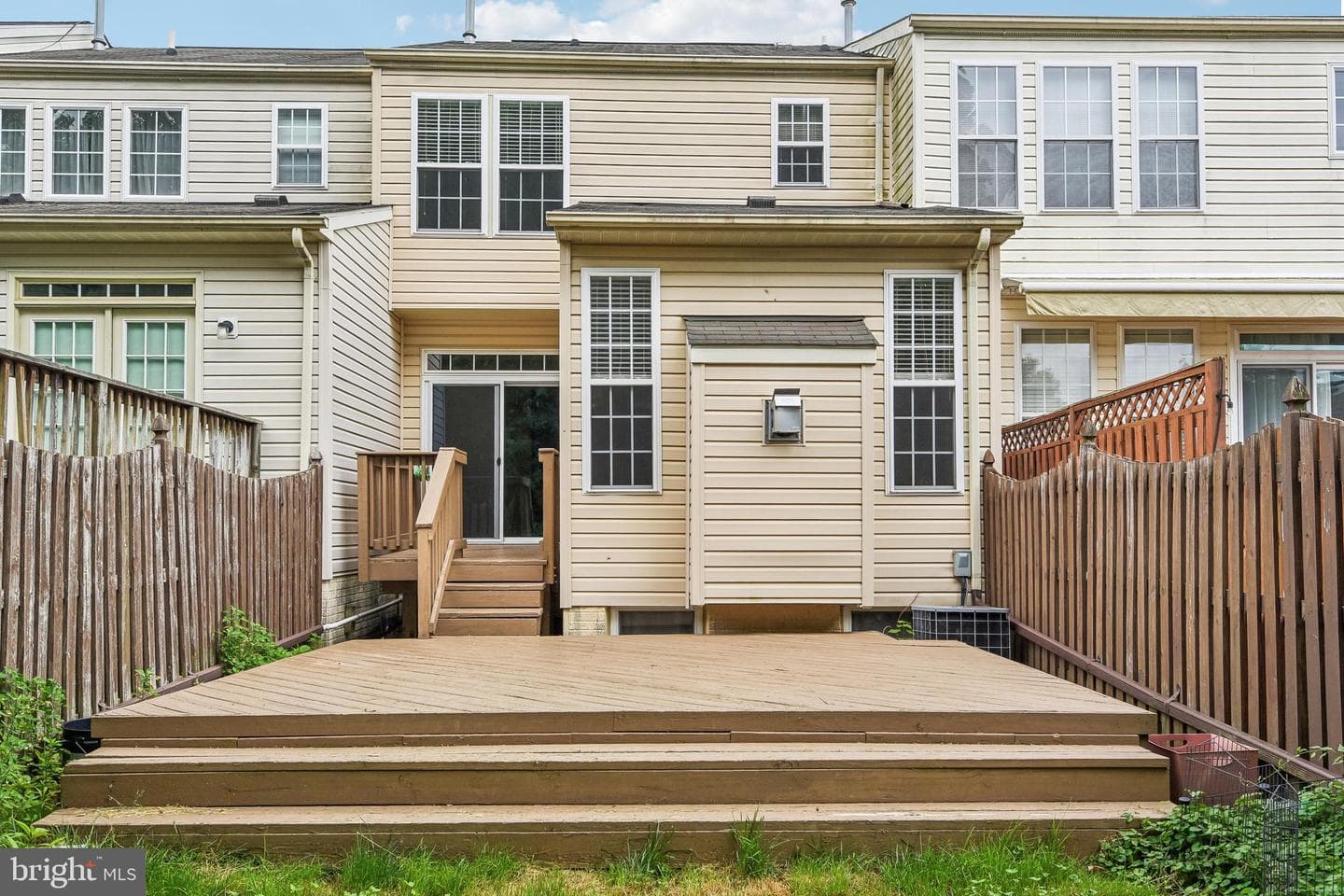 413 Foreland Garth photo 44