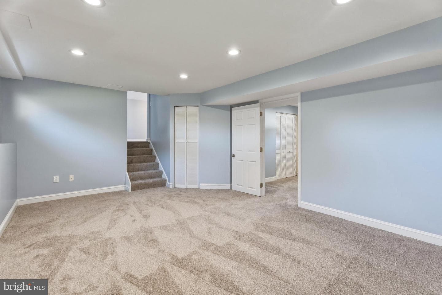 2043 Rushmore Court photo 30