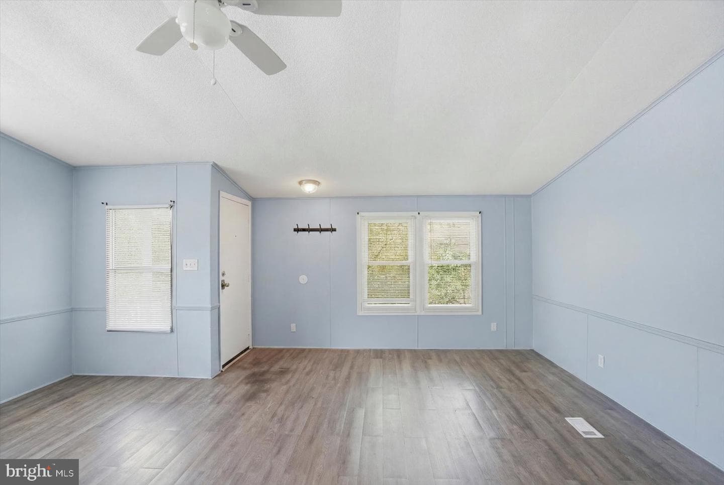 4015 Timothy Drive photo 12