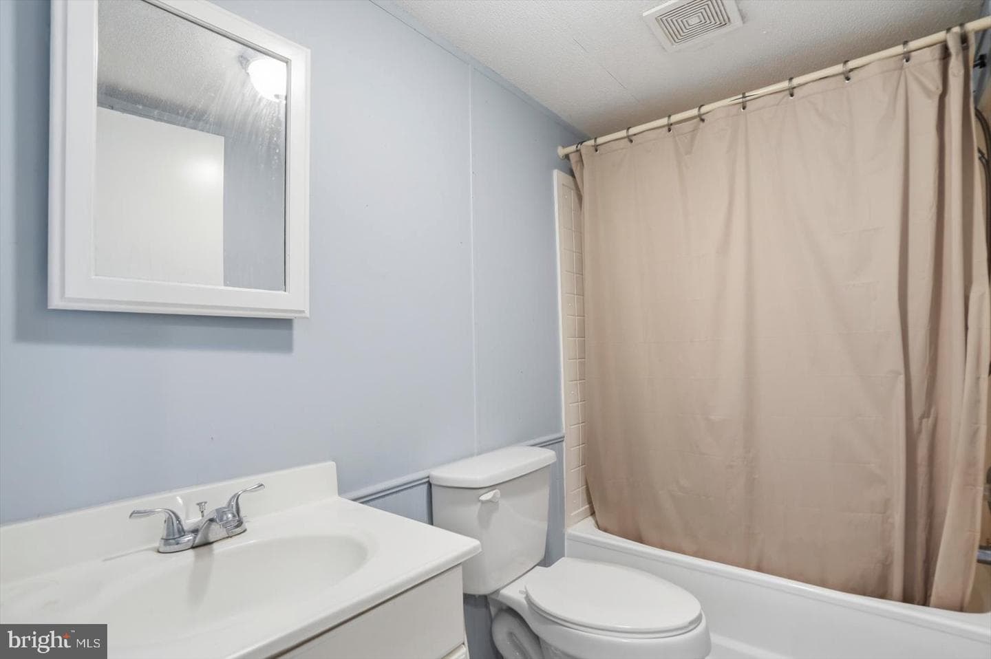 4015 Timothy Drive photo 17