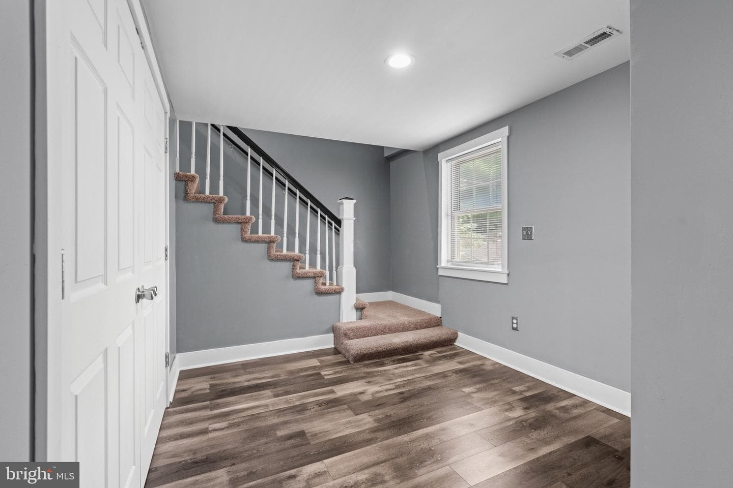 303 Irish Lane photo 25