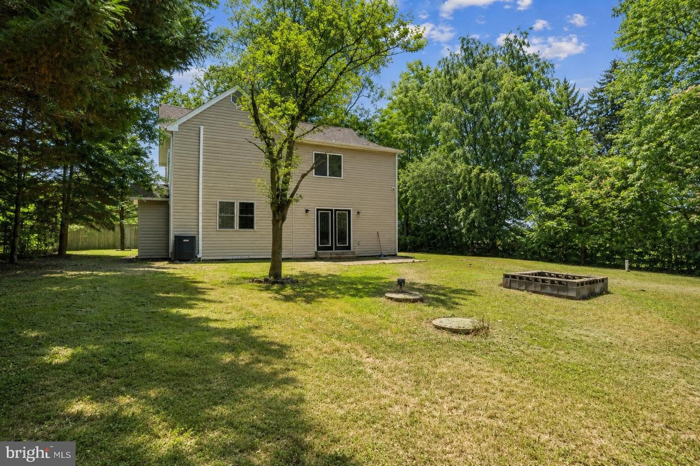 303 Irish Lane photo 31