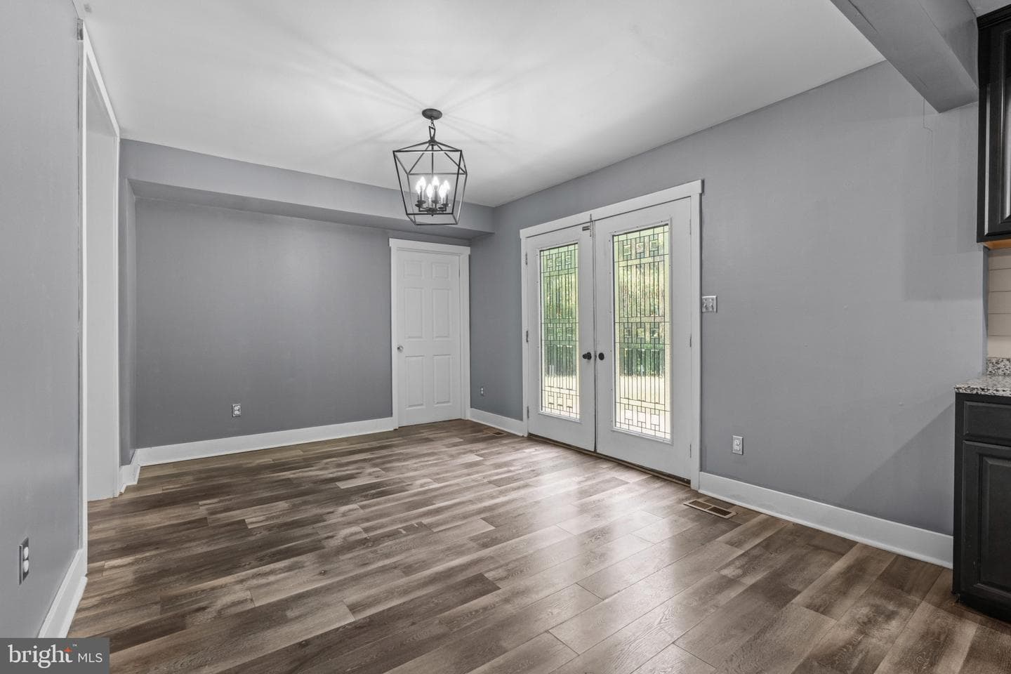 303 Irish Lane photo 9