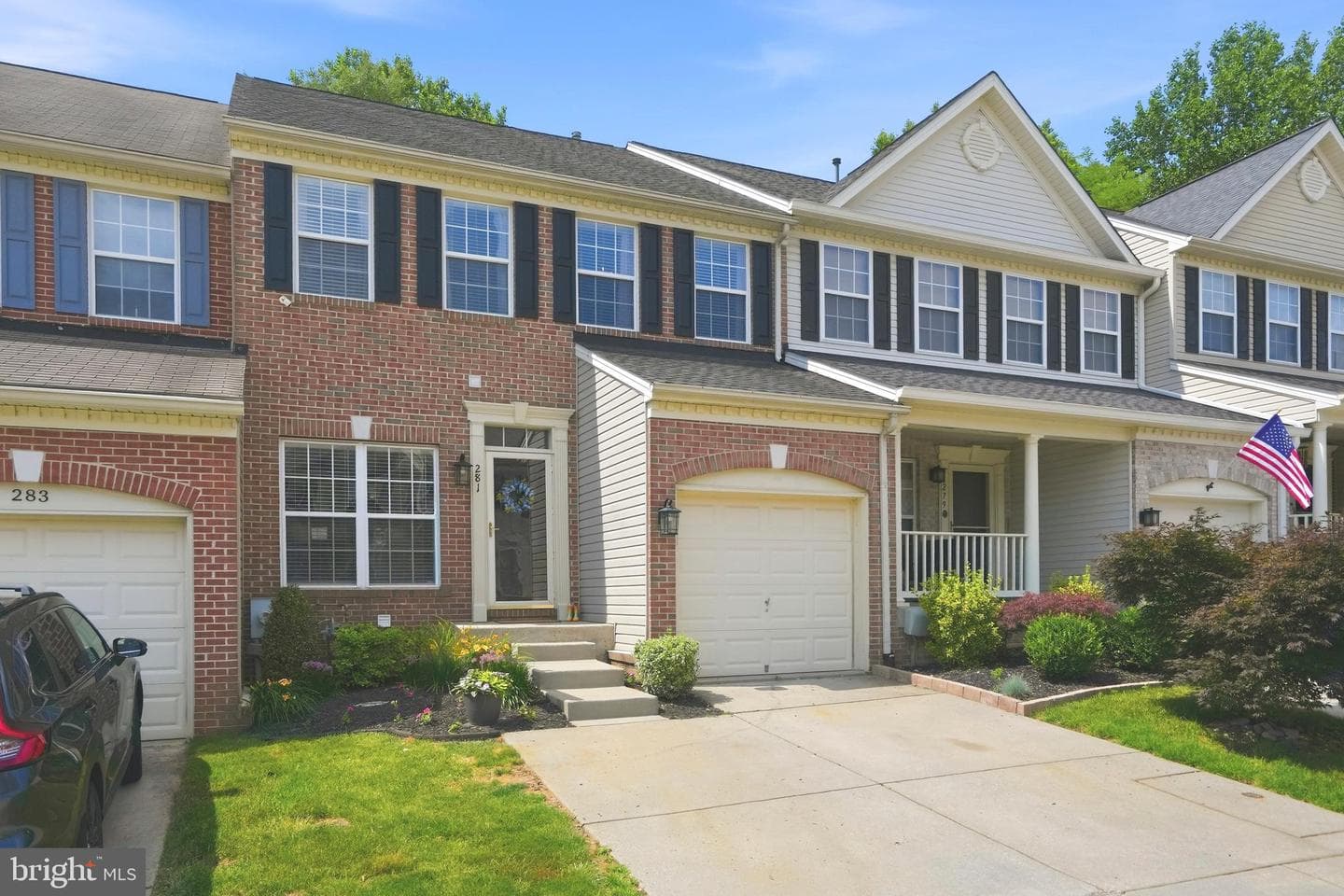 281 Trudy Court photo 2