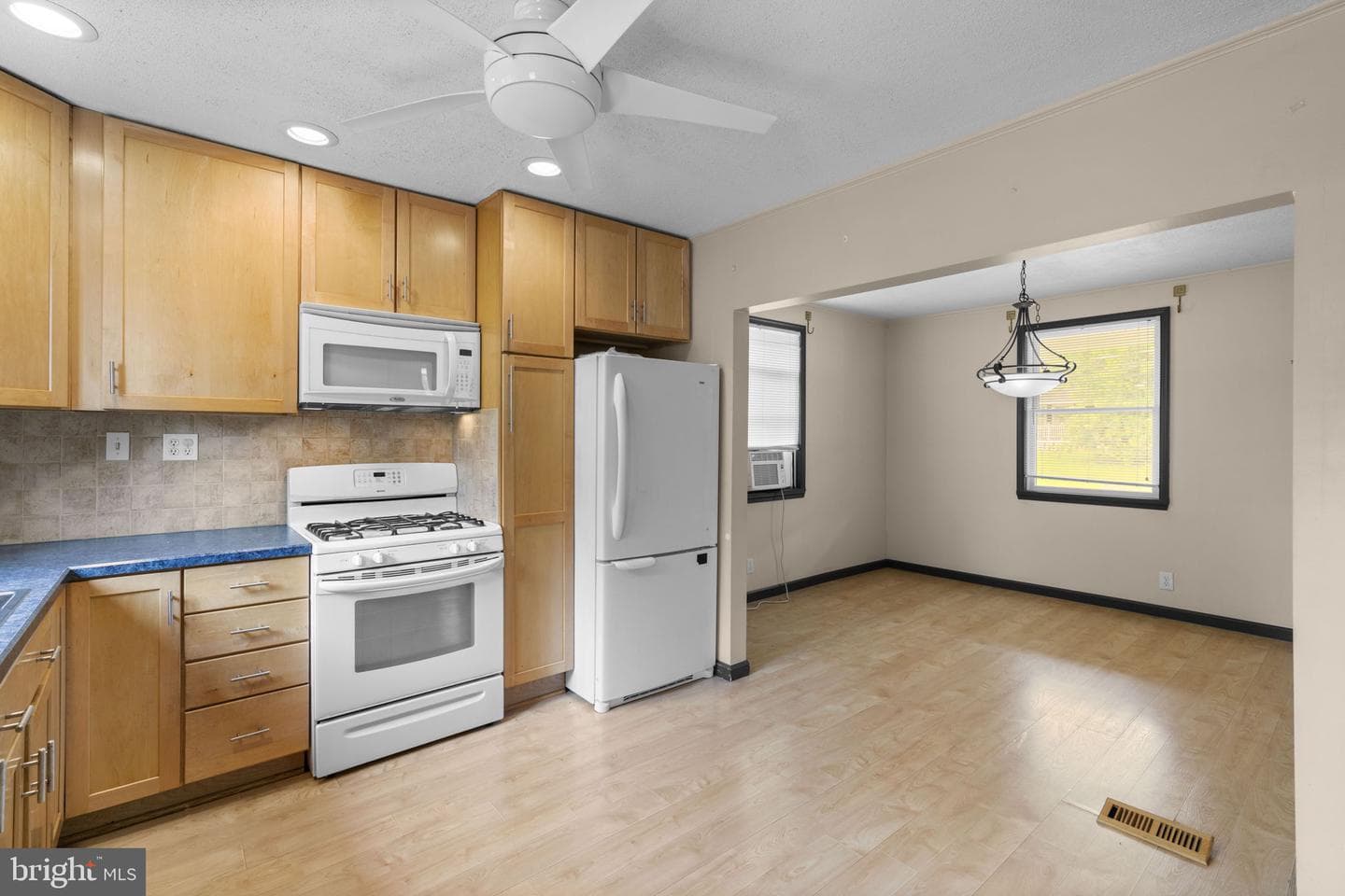 133 Old Post Road photo 13