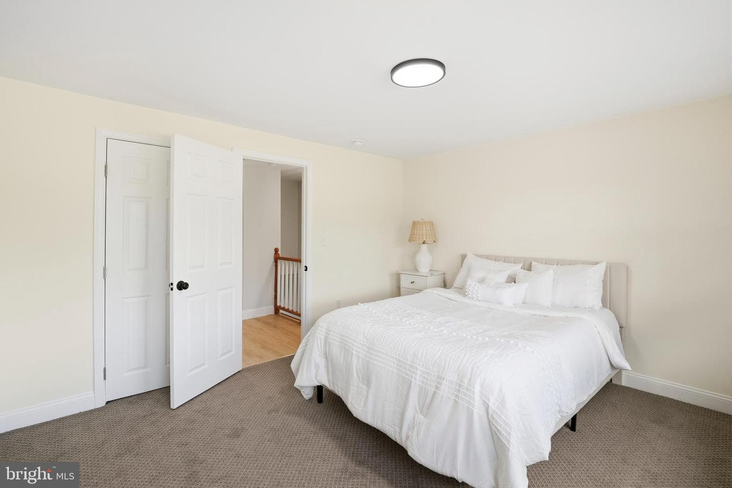 225 Haverhill Road photo 11
