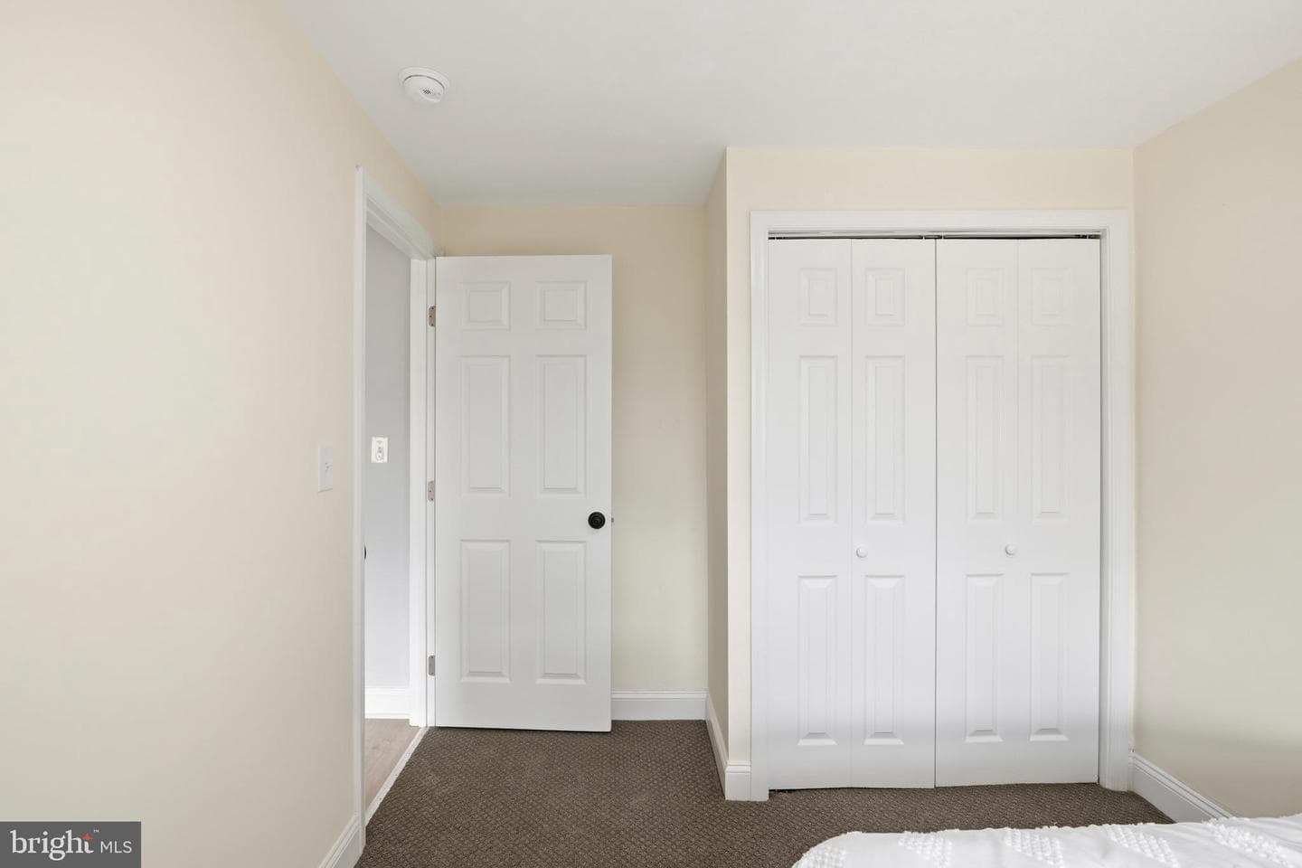 225 Haverhill Road photo 15