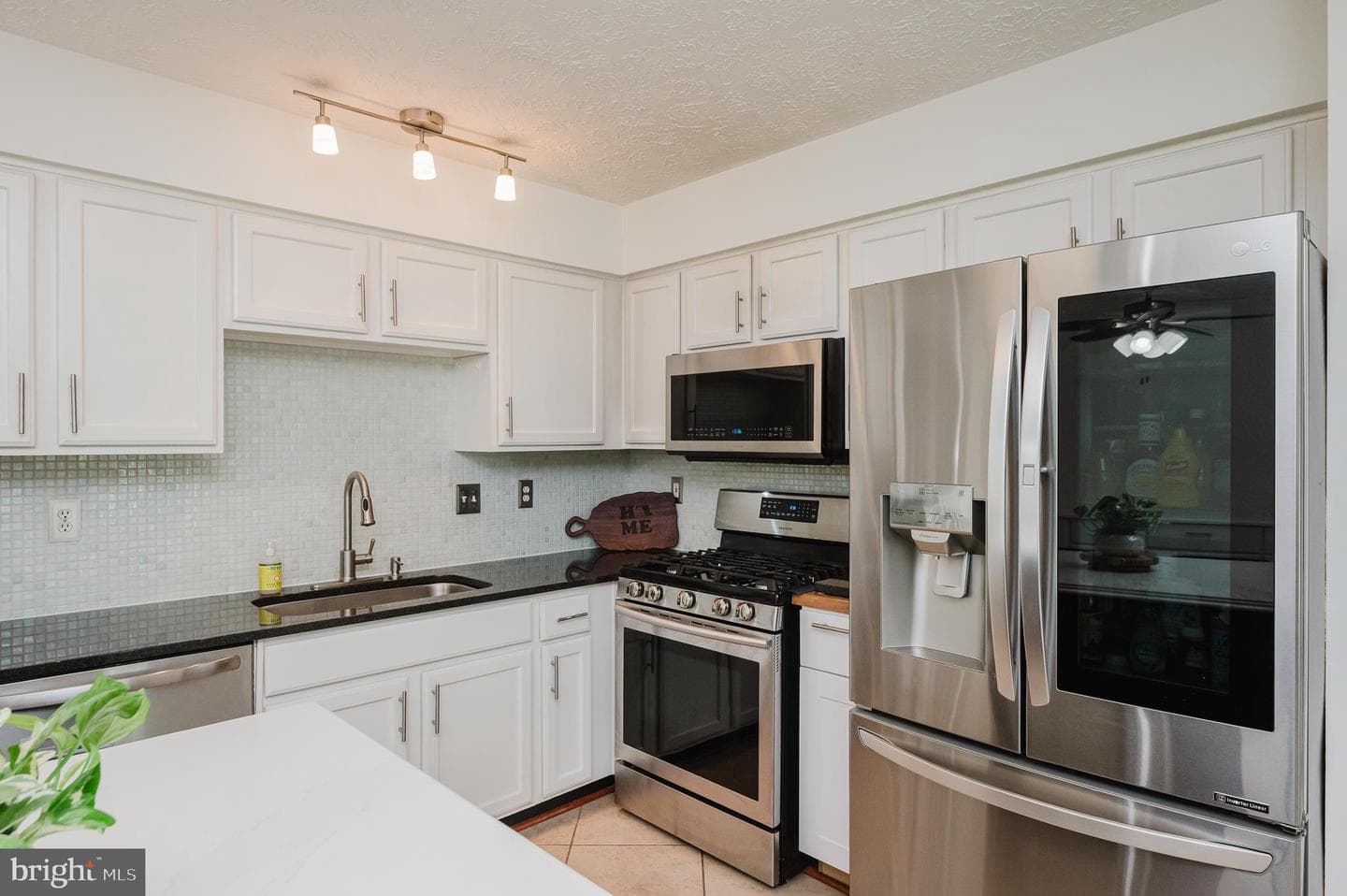 434 Rose Way photo 12