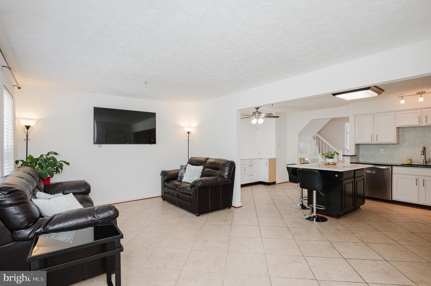 434 Rose Way photo 17
