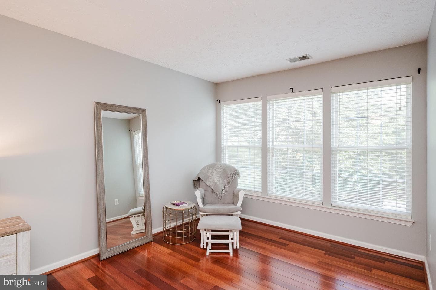 434 Rose Way photo 23