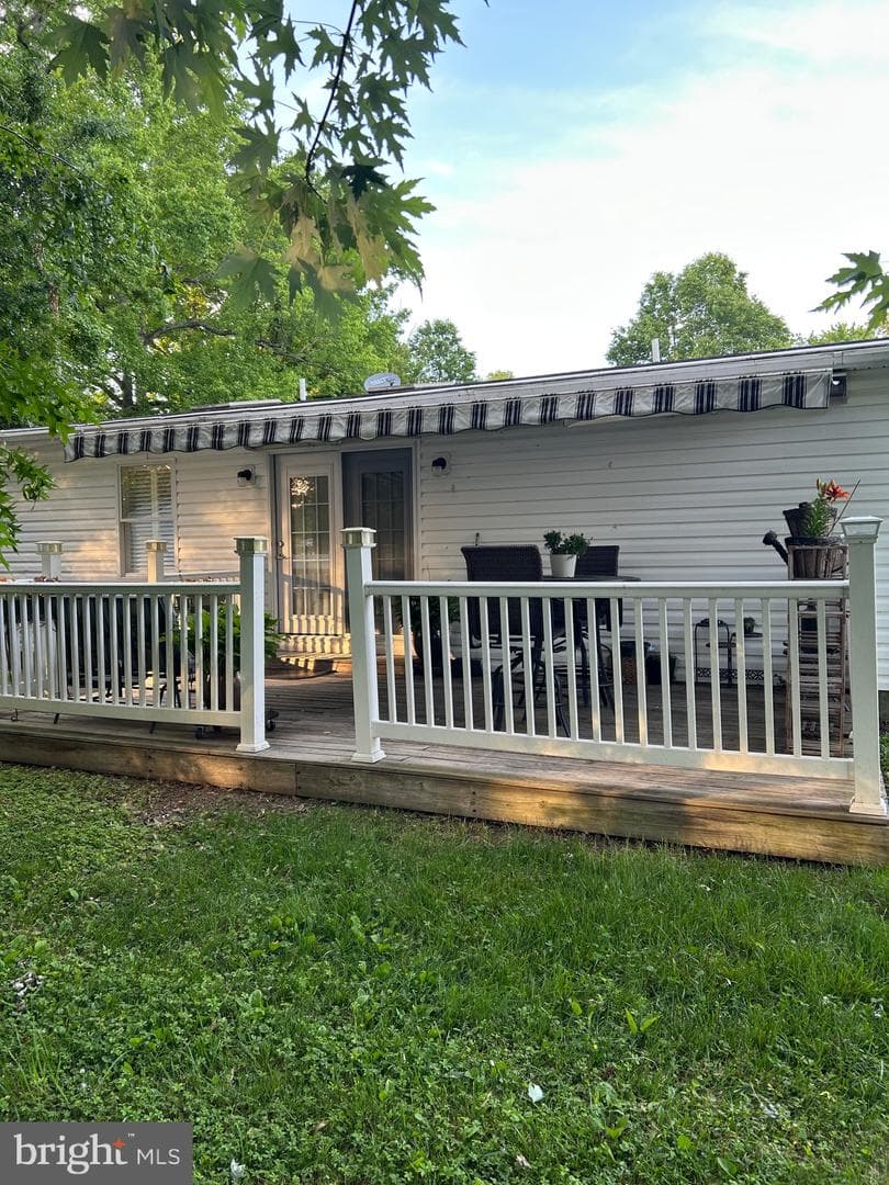 2408 Willoughby Beach Road photo 18