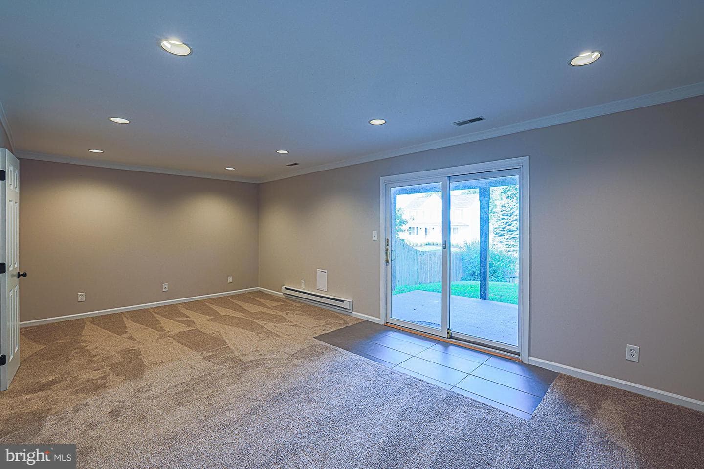 906 Buckland Place photo 32