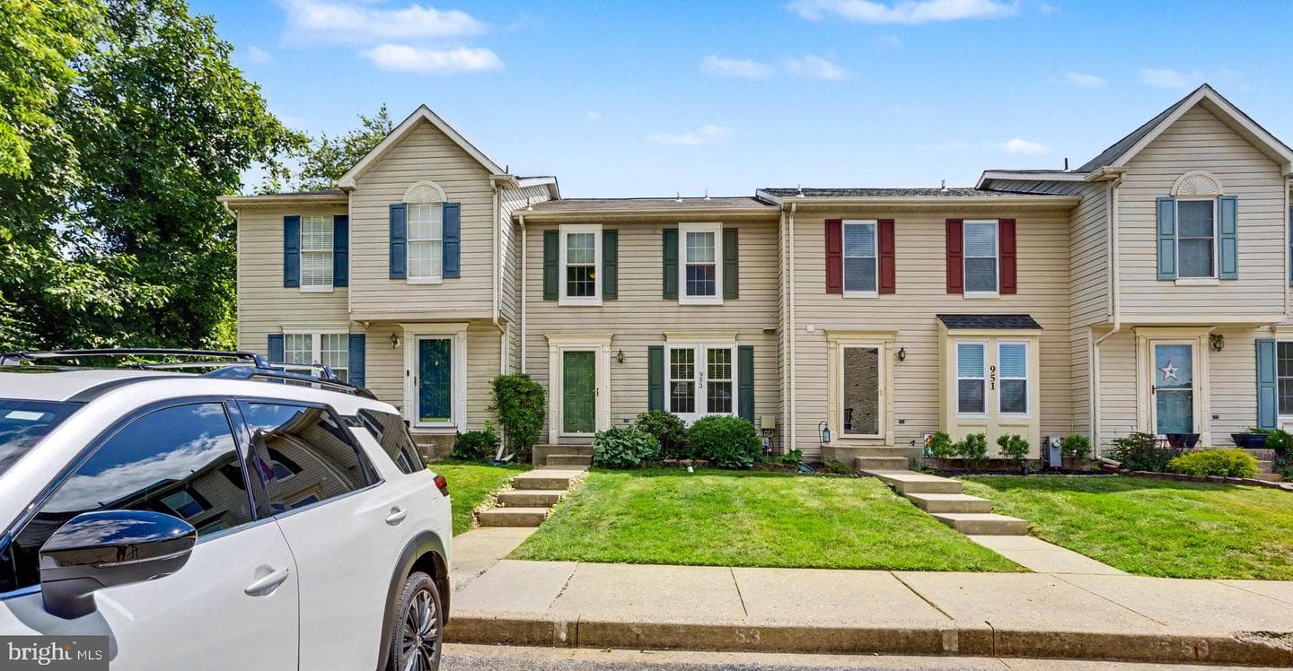953 Gainsborough Ct # 953, Bel Air