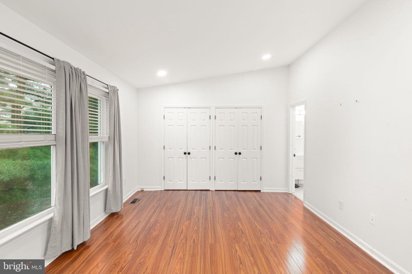 51 Oak Crest Court photo 11