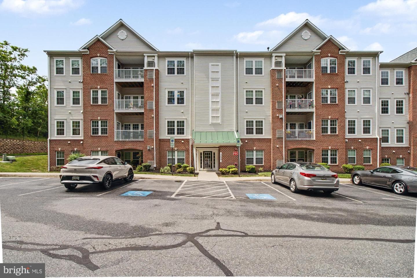 259 Beckenham Circle #201, Bel Air